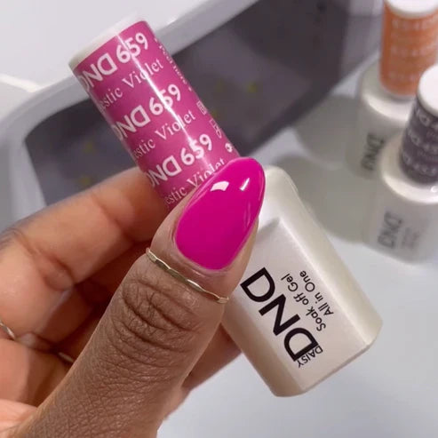 DND Gel Nail Polish 659 Majestic Violet