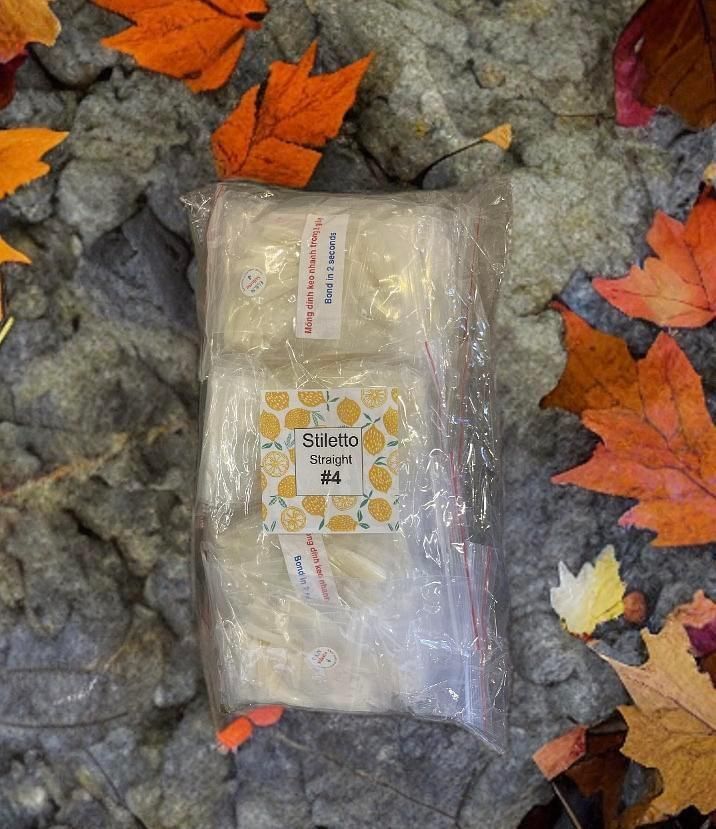 #4 - U.S.N Stiletto Straight Nail Tip - BIG BAG 100pcs