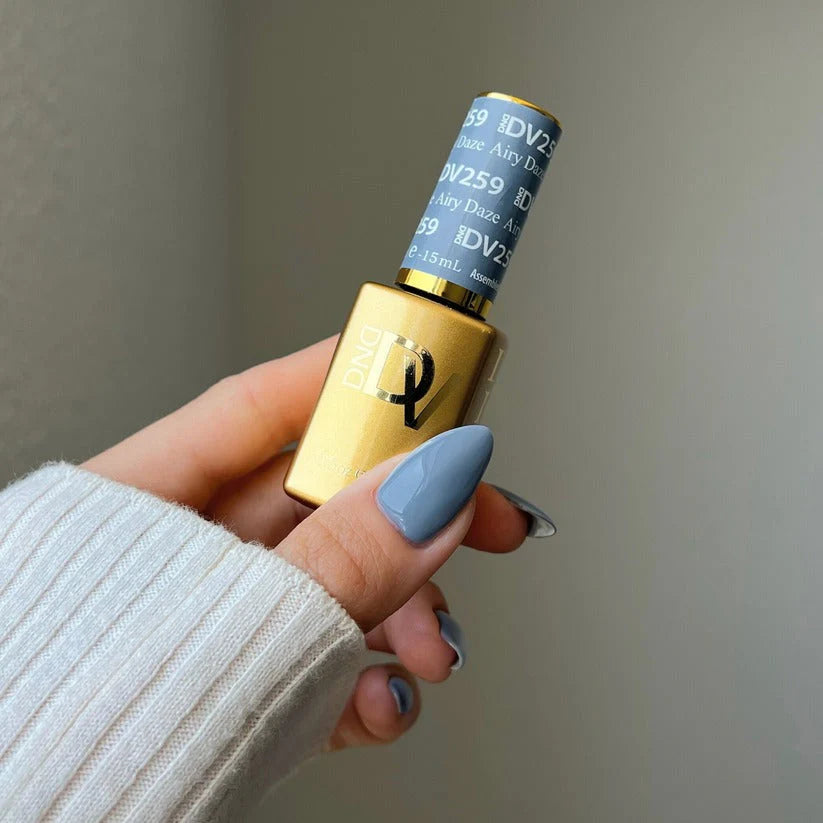 DND DIVA Gel and Lacquer Nail Polish Duo 259 Airy Daze