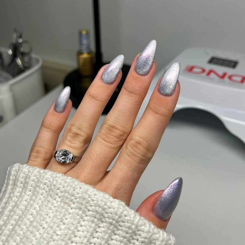 DND Diva 9d Cat Eye Daydream Gel Nail Polish 36 Cat Nap