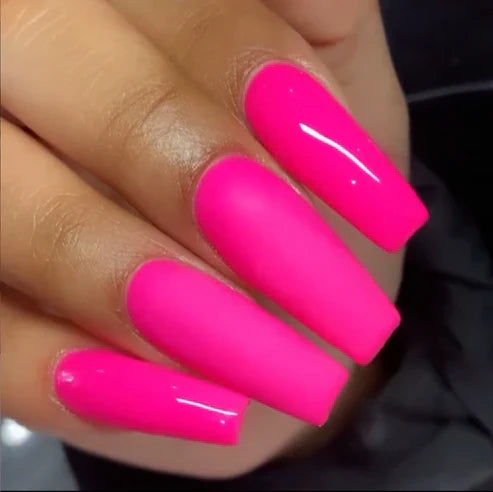 DND Gel Nail Polish 640 Barbie Pink