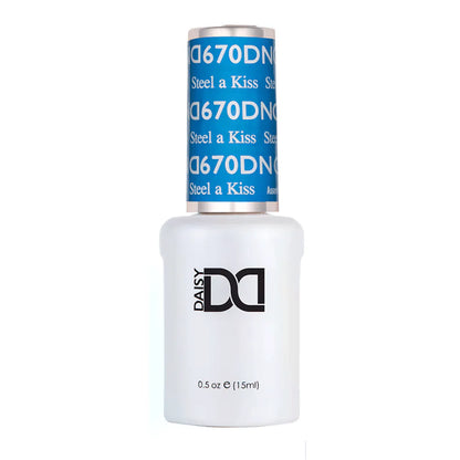 DND Gel Nail Polish 670 Steel A Kiss
