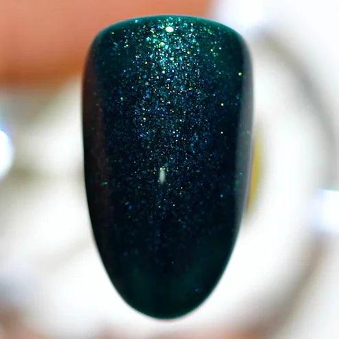 DND Gel Nail Polish 765 Iceland