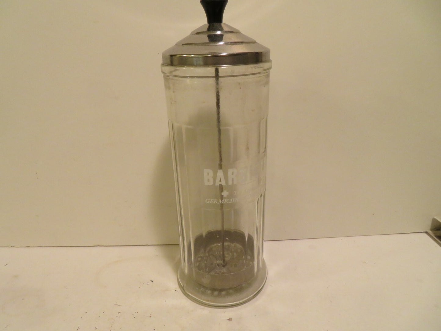 King Research barbicide case (4 gals)