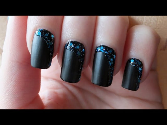 DIY Nail Art matte black gems
