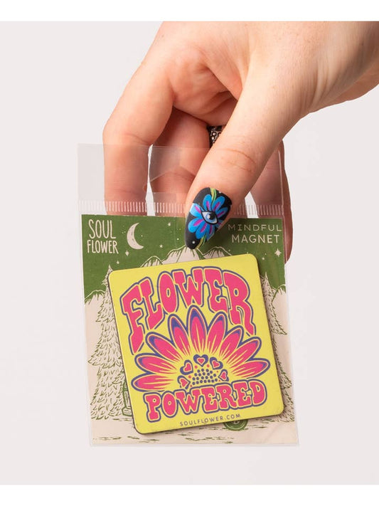 Em Beauty flower magnet