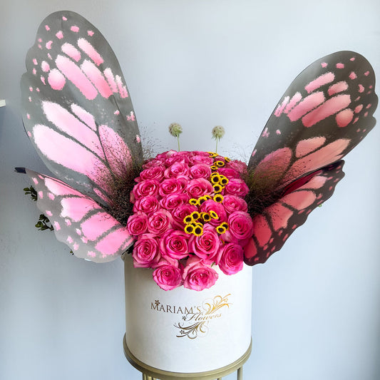 Pink holo floral butterfly forms (500 pcs)