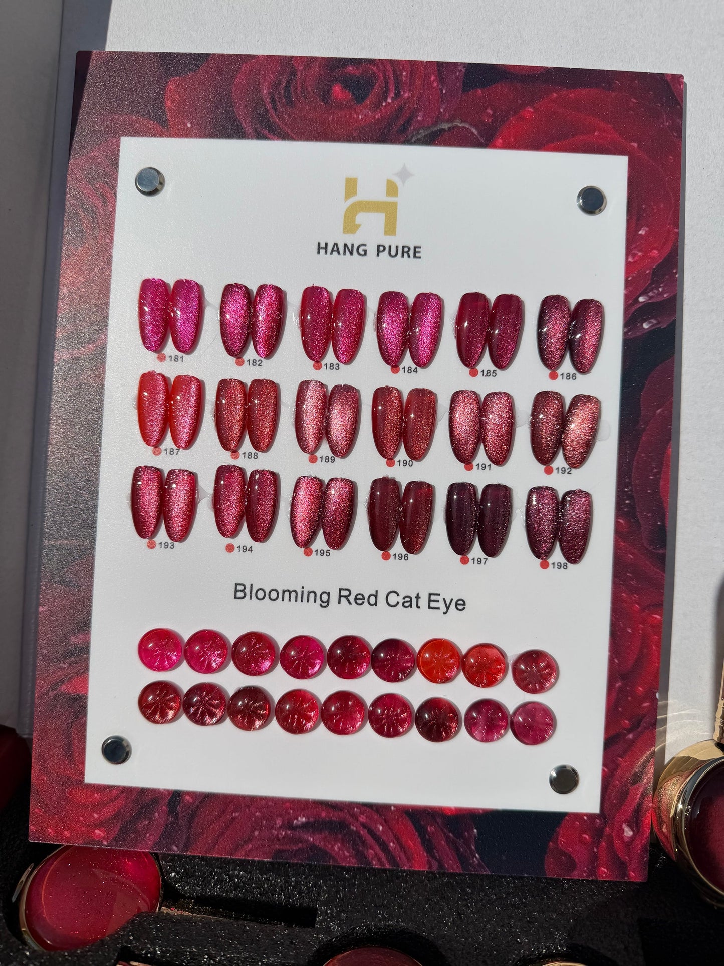 Hang cat eye - blooming red 191